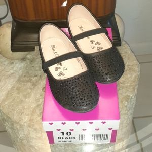 Olive and Edie Black Flats